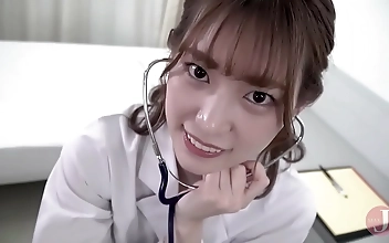 魅惑の女医、三谷あかり～彼女と野生の欲望を解き放とう！