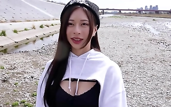 究極の由紀女子大生体験を公開～完璧なフィギュアの魅力的な美しさを探求する