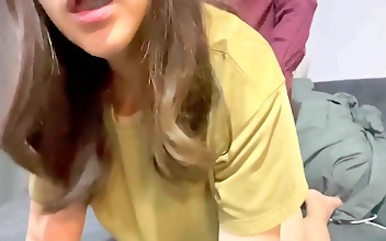 タイの女子校生イジメ～誘惑の甘い響き