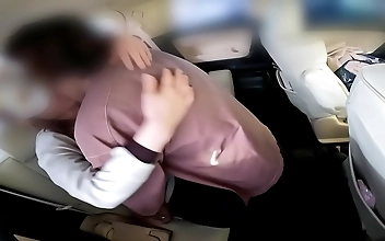 現行犯逮捕！いたずら妻が駐車場でナカダシされる