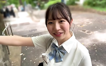 リオ(18) ～完璧なボスの牝犬になる～爆発的フェラチオとタイトなドレス