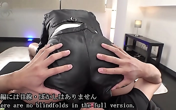 JAVレザー・ビューティーズ～ライダースーツに身を包んだ二人の少女とフェティッシュ・フレンジー！