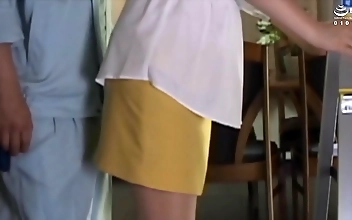 隣の魅惑的な熟女を体験しよう-パート2～さらなる官能的な快楽が明らかに！