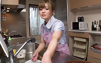 JAVのセイレーン青山華に「夜這い」で誘惑される