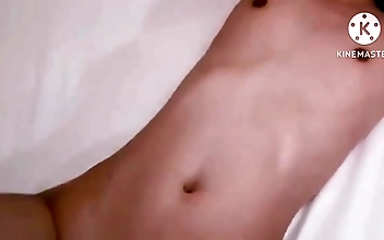 私たちの日本の前戯ビデオであなたの欲望を解き放とう！